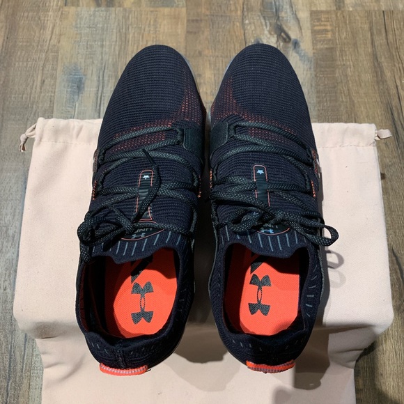 UA HOVR™ Tour Spikeless (Pro Edition) Golf Shoes - Picture 9 of 16